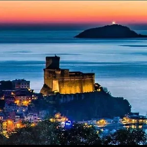 very-nice-for-5-terre-and-lerici.hotelitalianriviera.com/